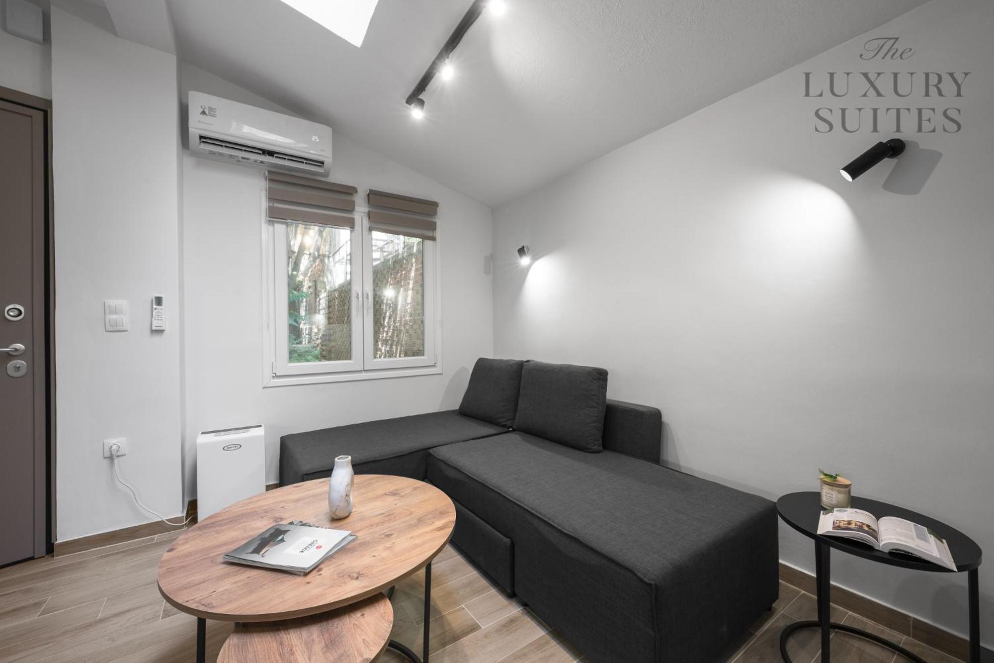 Vesper Apartments, The Luxury *