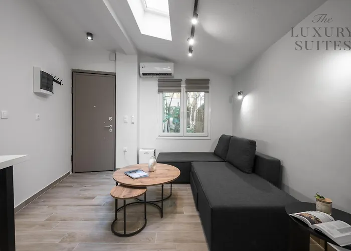 Vesper Apartments, The Luxury Suites