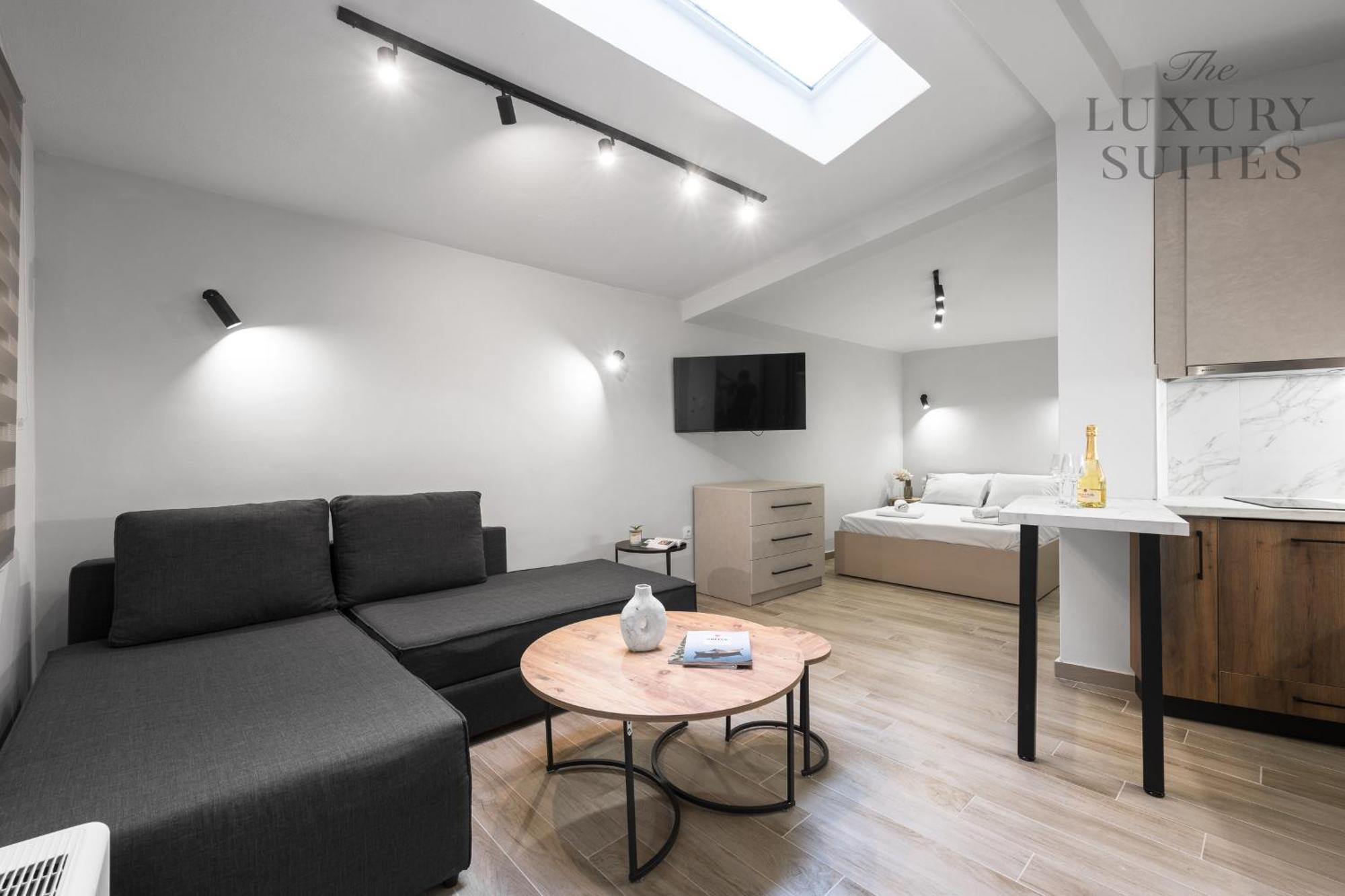 Vesper Apartments, The Luxury *